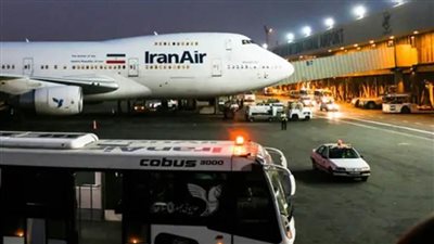 إيران تعيد فتح المجال الجوي أمام الرحلات الدولية العابرة