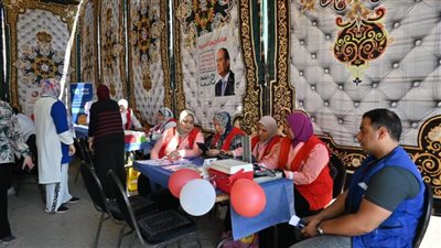 لنشر ثقافة التبرع بالدم بين الطلاب.. جامعة دمنهور تشارك فى حملة عطاؤك حياة 