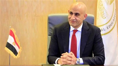 عدم اختصاص القضاء الاداري بنظر دعوى عزل وزير التعليم من منصبه 