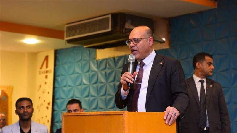 الوزير خلال افتتاح