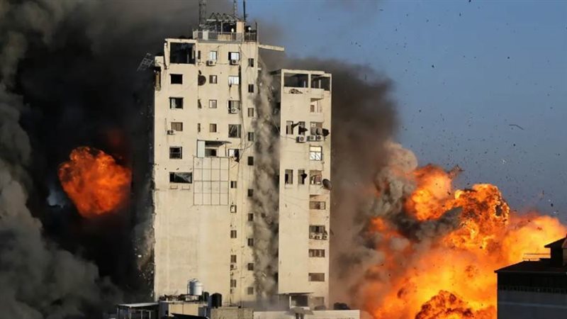 قصف تل أبيب