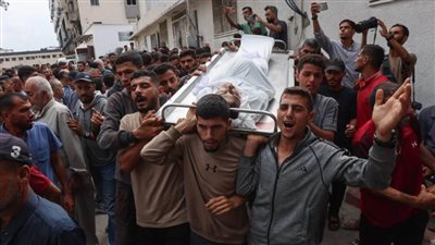 استشهاد 13 فلسطينيًا في قصف إسرائيلي لمنتظري المساعدات في جنوب غزة