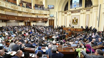 رئيس مجلس النواب يطالب الحكومة بعرض الإحصاءات الحديثة للمستأجرين الأصليين والأراضي الجاهزة للإسكان الاجتماعي