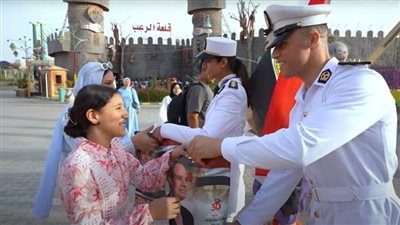 الداخلية تشارك المواطنين الاحتفال بثورة 30يونيو،، فيديو 