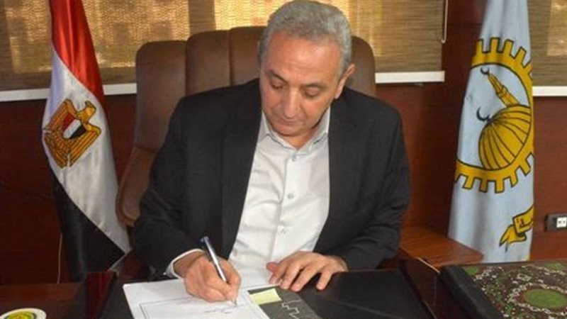 محافظ الغربية خلال