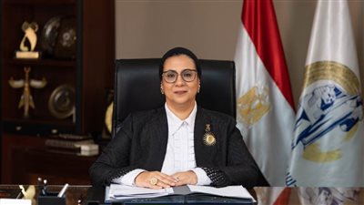 المستشارة أمل عمار تشارك بفعاليات القمة العالمية للمرأة 2025 في ألمانيا