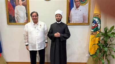 وزير الأوقاف يلتقي وزير الصحة الفلبيني لبحث أوجه التعاون المشترك 
