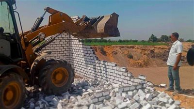  محافظ سوهاج: إزالة 27 حالة تعدٍ على أملاك الدولة والأراضي الزراعية خلال أسبوع