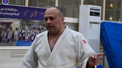 هيثم الحسيني عوض المدير الفني يشهد اختبارات الأحزمة بنادي الزهور