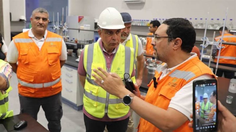 محافظ المنيا من داخل