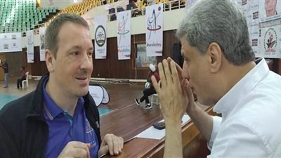 عماد رمضان يلتقي رئيس الاتحاد الدولي لكرة الطائرة البارالمبية 