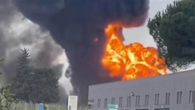 إصابة 20 شخصًا في انفجار بمحطة وقود في إيطاليا