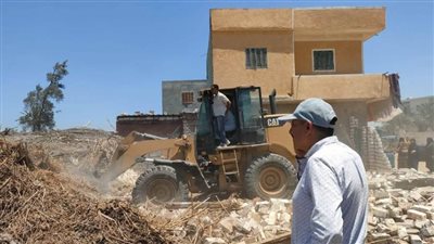 محافظة البحيرة: إزالة 53 حالة تعد واسترداد 6452 مترًا من أراضي الدولة 