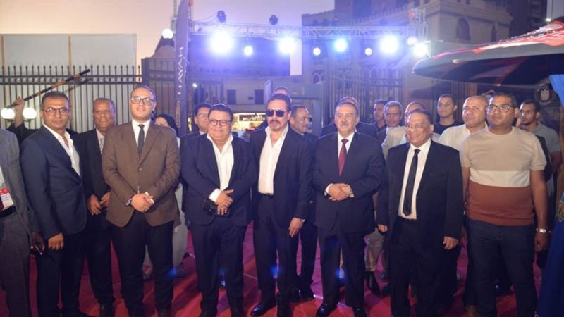 محافظ أسيوط خلال