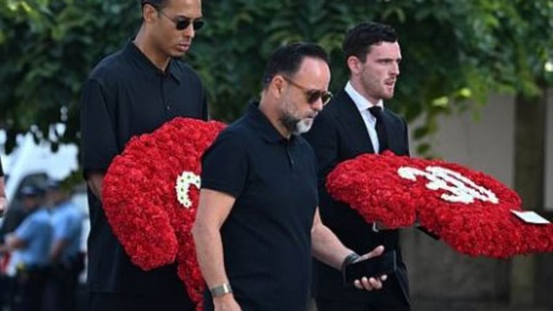 فان دايك وروبرتسون