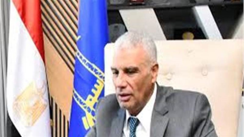 الدكتور إسماعيل كمال