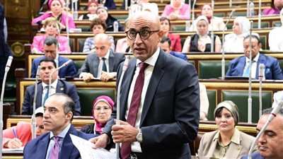 عبد اللطيف يشيد بتعديلات مجلس النواب على قانون التعليم 