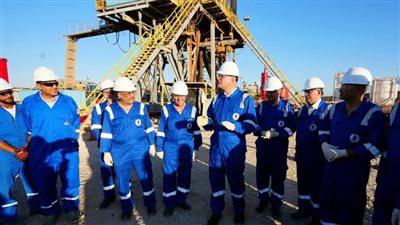 وزيرالبترول يتفقد موقع بئر 