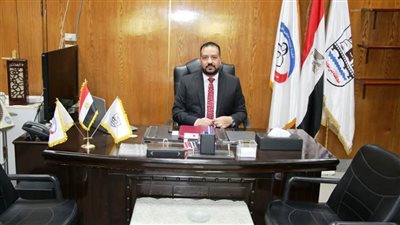 مدير التأمين الصحي ببني سويف: حقكم على رأسي من فوق