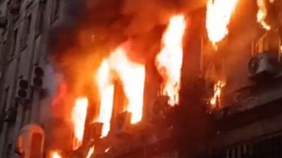 عاجل .. النيران تشتعل مرة أخرى بمبنى سنترال رمسيس