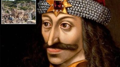 نقش غامض على شاهد قبر يكشف مكان دفن دراكولا