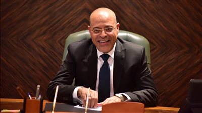 وزير العمل: تنفيذ أول دورة تدريبية مجانية لتأهيل خريجي الجغرافيا بكليات الآداب