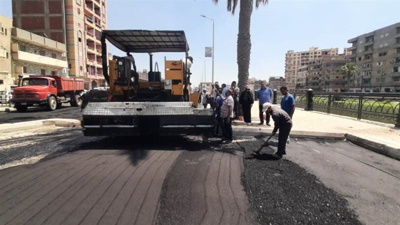 جانب من أعمال الرصف