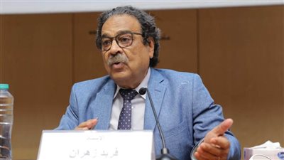 مناقشة مشكلات صناعة النشر في مصر على هامش معرض مكتبة الإسكندرية للكتاب