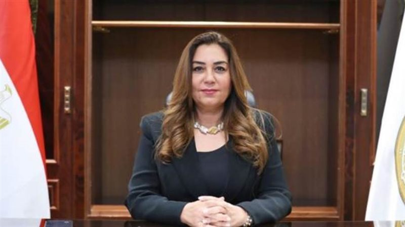 الدكتورة منال عوض