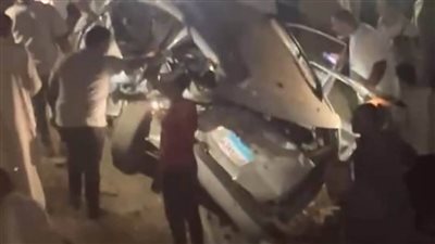 بالصور.. مصرع شخص وإصابة 6 آخرين في تصادم وانقلاب سيارات بالغربية
