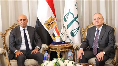 رئيس مجلس الدولة يستقبل وزير التربية والتعليم لتقديم التهنئة له 