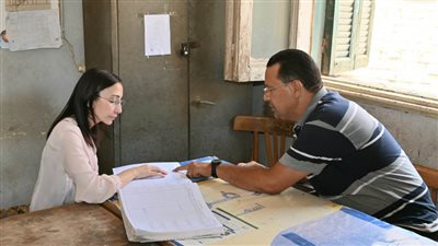 محافظ البحيرة توجه بمراجعة كافة السجلات الخاصة بصرف الأسمدة المدعمة بالجمعية الزراعية بكفر السابي 