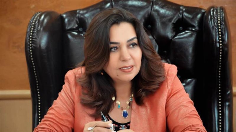 الدكتورة منال عوض