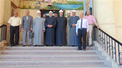 في جولة ميدانية مفاجئة.. رئيس قطاع المعاهد الأزهرية يتفقد مراكز التصحيح بسوهاج