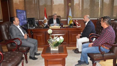 بالصور.. محافظ الغربية يراجع أداء مصنع تدوير المخلفات بالمحلة