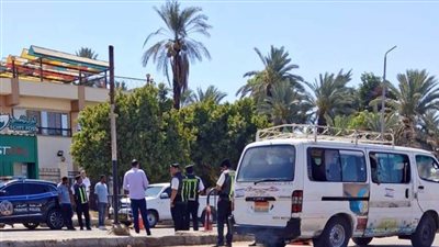  محافظ أسوان إجراء الكشف عن تعاطي المواد المخدرة لـ 113 من سائقي المركبات الثقيلة وسيارات السيرفيس