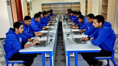 فتح باب التقديم بمدرسة إنبي للتكنولوجيا التطبيقية