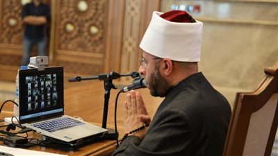 وزير الأوقاف يجتمع بمديري المديريات لبحث سير العمل الدعوي