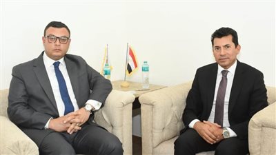 وزيرا الشباب والرياضة والإسكان يتابعان ملفات العمل وأوجه التعاون المشترك