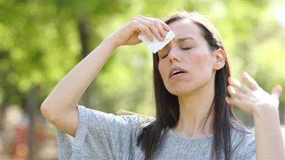 نصائح الصحة للوقاية من الإصابة بضربات الشمس والإجهاد الحراري