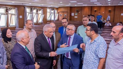 بالصور.. رئيس جامعة طنطا يتفقد لجان اختبارات القدرات بكلية علوم الرياضة