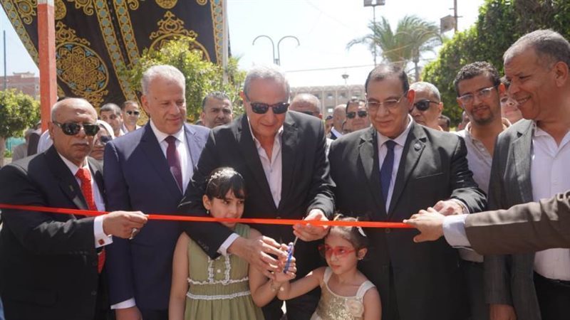 محافظ الغربية خلال