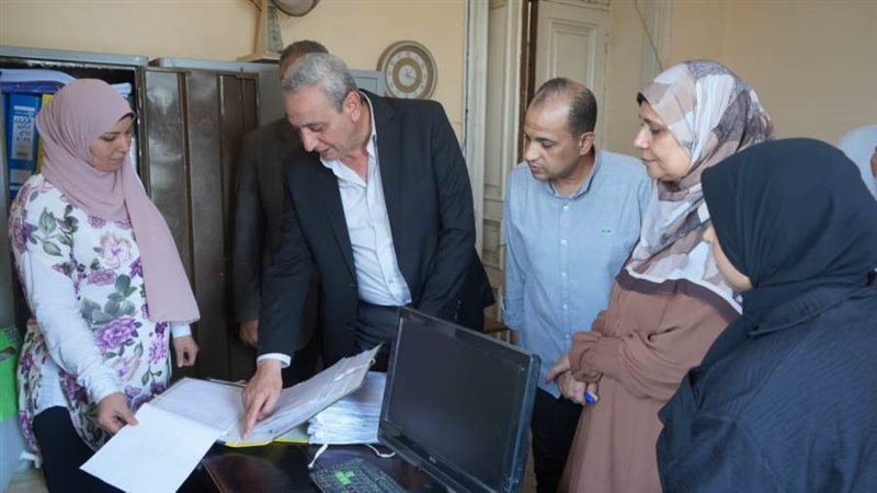 محافظ الغربية خلال