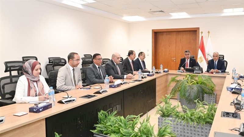 وزيرا التموين والري