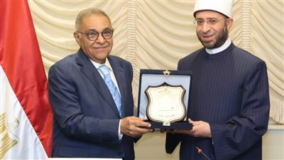 وزير الأوقاف يبحث دعم وتأهيل الأئمة مع رئيس المجلس الوطني للتدريب