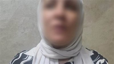 ضبط صانعة محتوى بثت مقاطع فيديو تشهير وإساءة للمسؤولين بإحدى الجهات الحكومية 