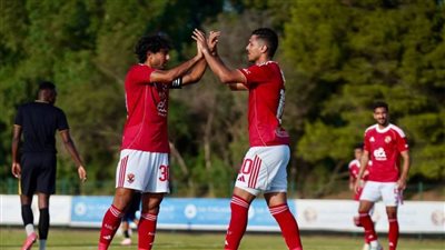 الأهلي يتقدم على الملعب التونسي بثلاثية نظيفة