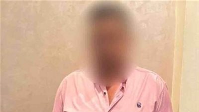 عاجل.. تفاصيل تداول فيديو بقيام شخص بالتعدي على زوجة شقيقه المتوفى بالضرب 