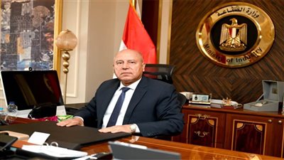 كامل الوزير يستعرض إنجازات مصر في تطوير البنية التحتية وقطاع الصناعة وتهيئة مناخ الاستثمار
