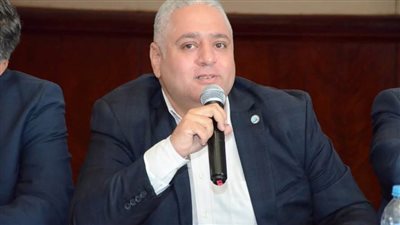 رئيس نادي الصيادلة: ثورة 23 يوليو وضعت الأسس لبناء مجتمع علمي منتج ودعمت صناعة الدواء